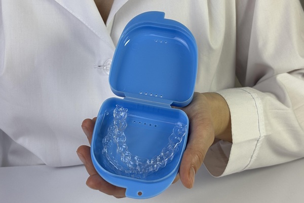 What To Expect From An Invisalign Dentist During Treatment