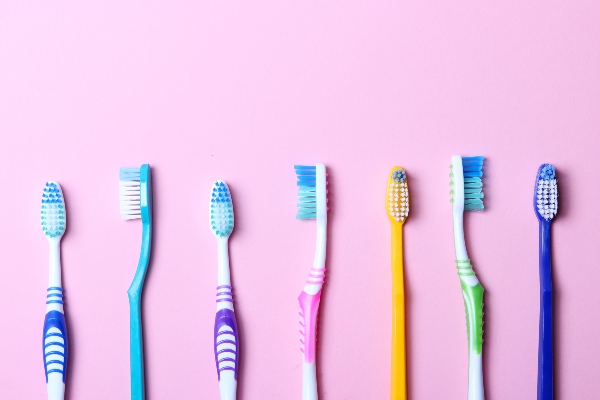 What Types Of Toothbrushes Are Recommended By A Pediatric Dentistry?
